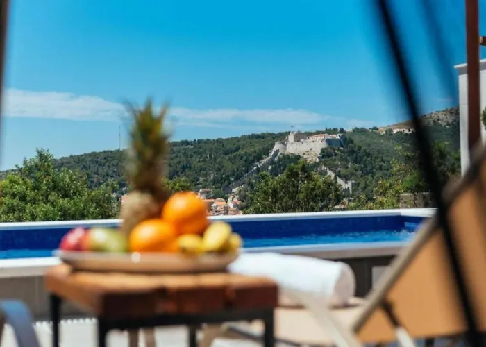 Trogrli - Comfort One-bedroom With Balcony And Sea View * Hvar Town